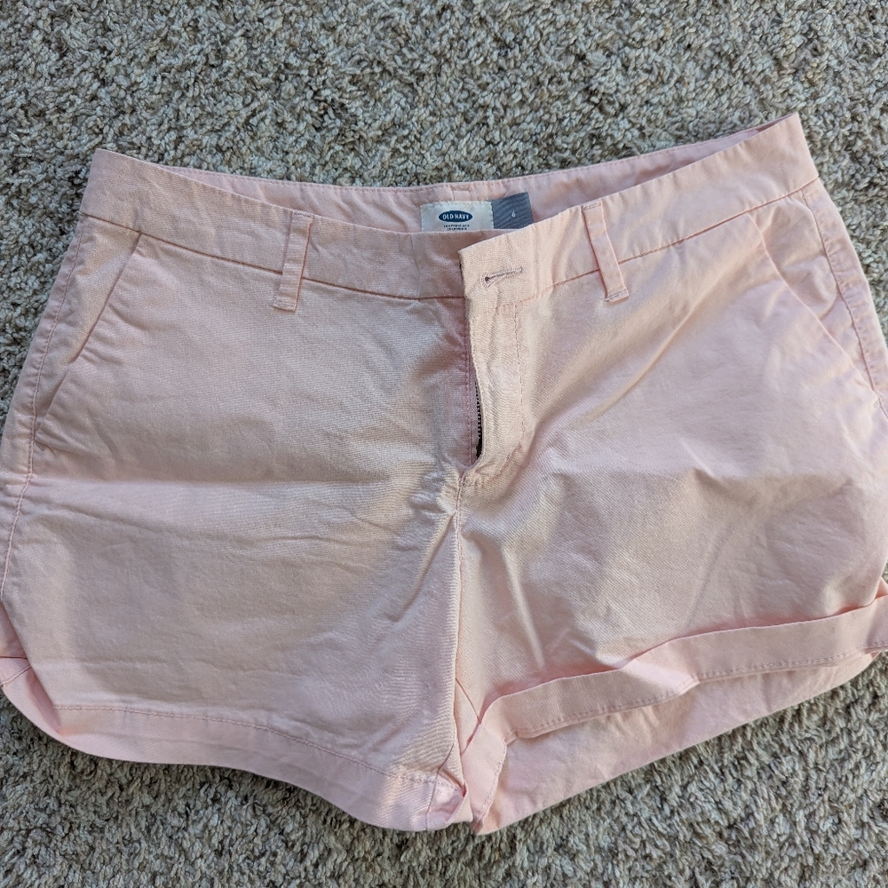 OLD NAVY LIGHT PINK CHINO STYLE SHORTS Size 6